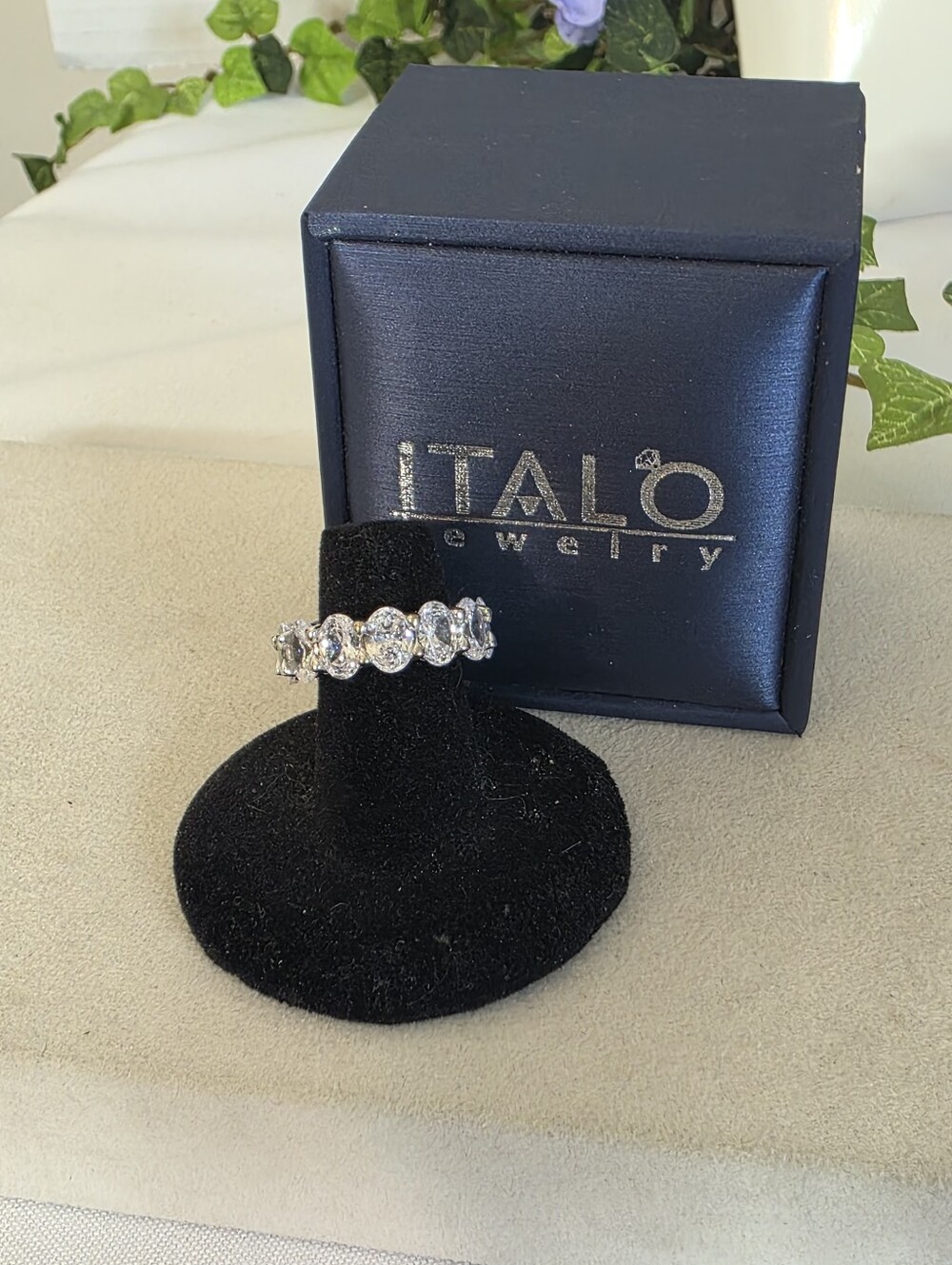 ITALO Sterling Silver 925 Oval Cut CZ Eternity Band Ring Size 5